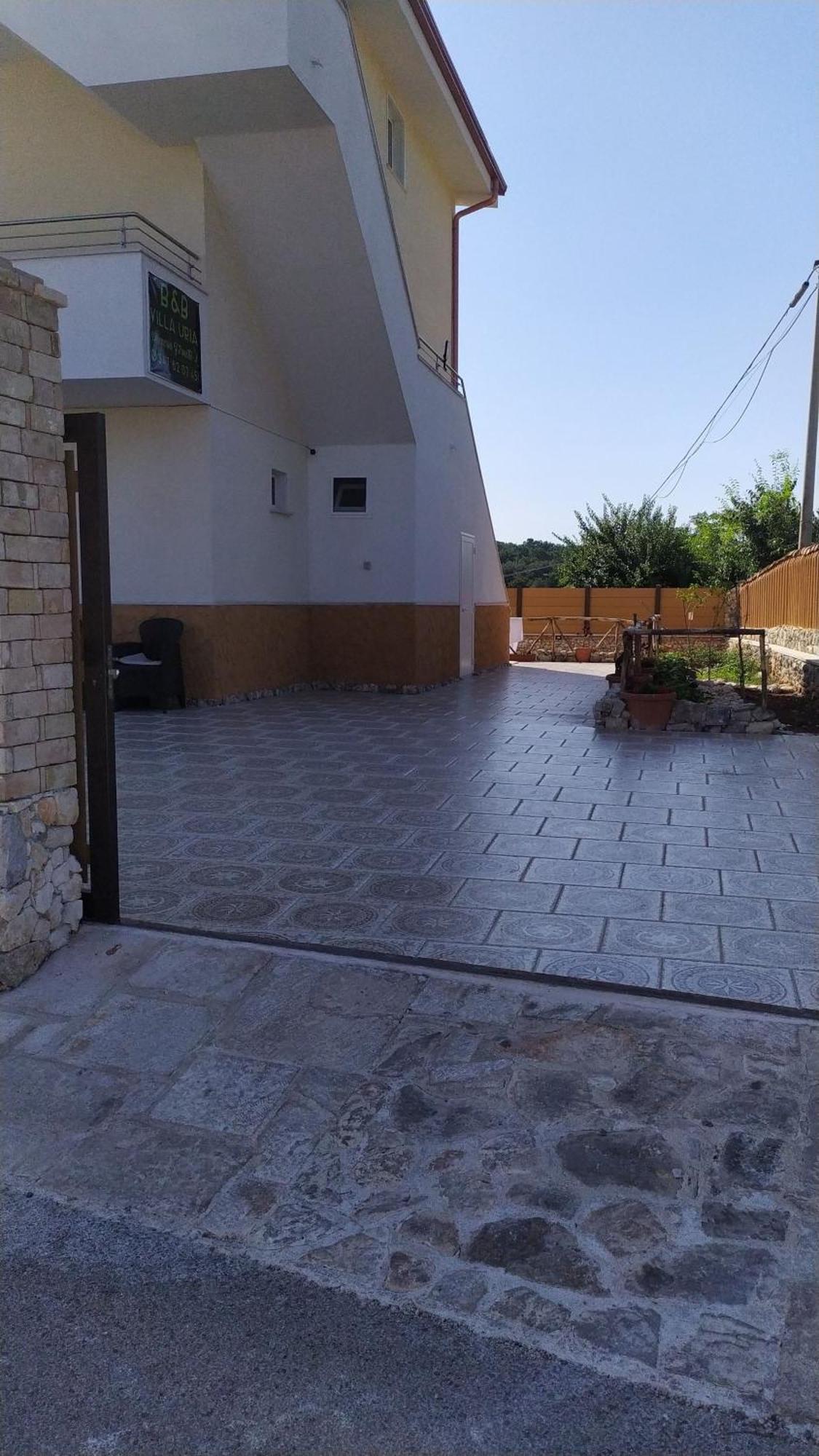 Villa Uria Monolocali Con E Senza Angolo Cottura Ischitella Exterior photo